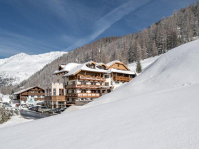 Гостиница Burghotel Alpenglühn  Obergurgl